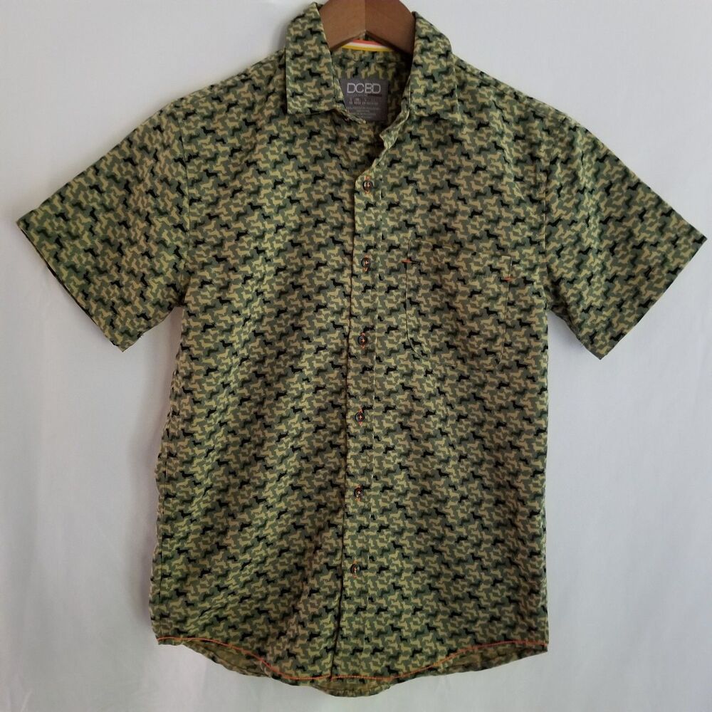 DCBD Shirt Boys Sausage Dog Dachshund Short Sleeve Button Front Size Medium